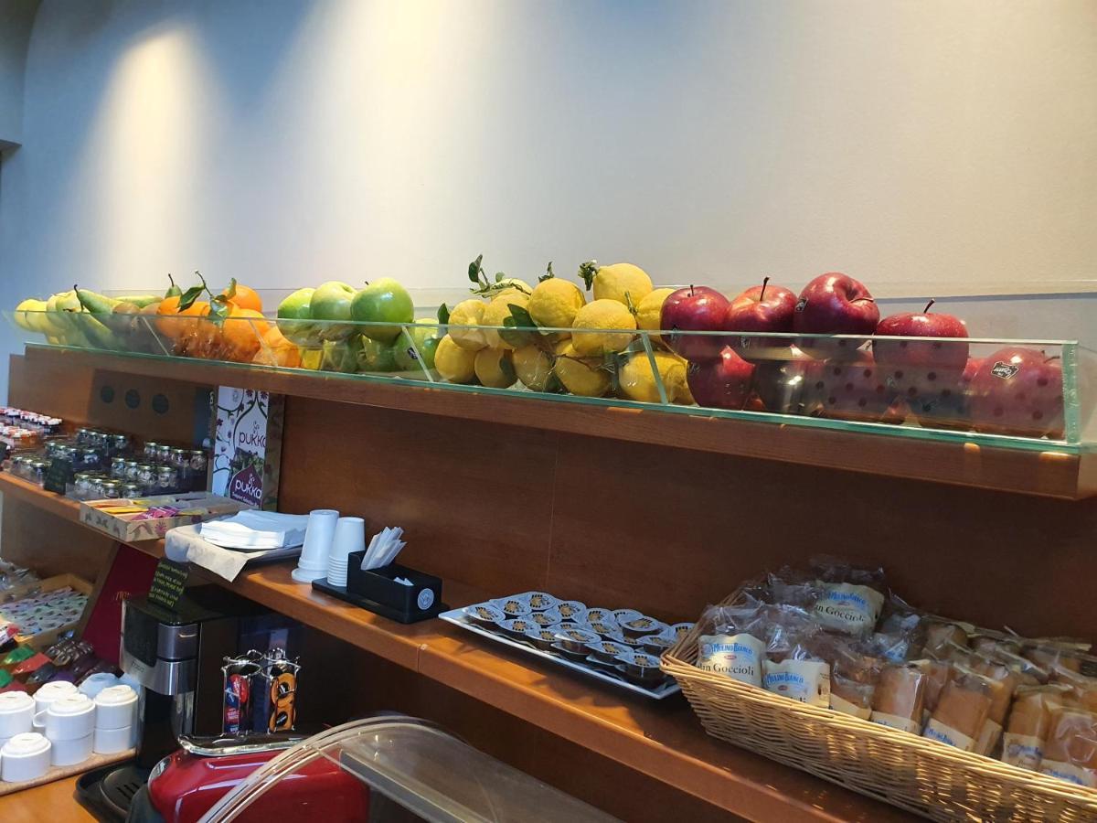 Il Gabbiano Hotel Termini Imerese Eksteriør billede