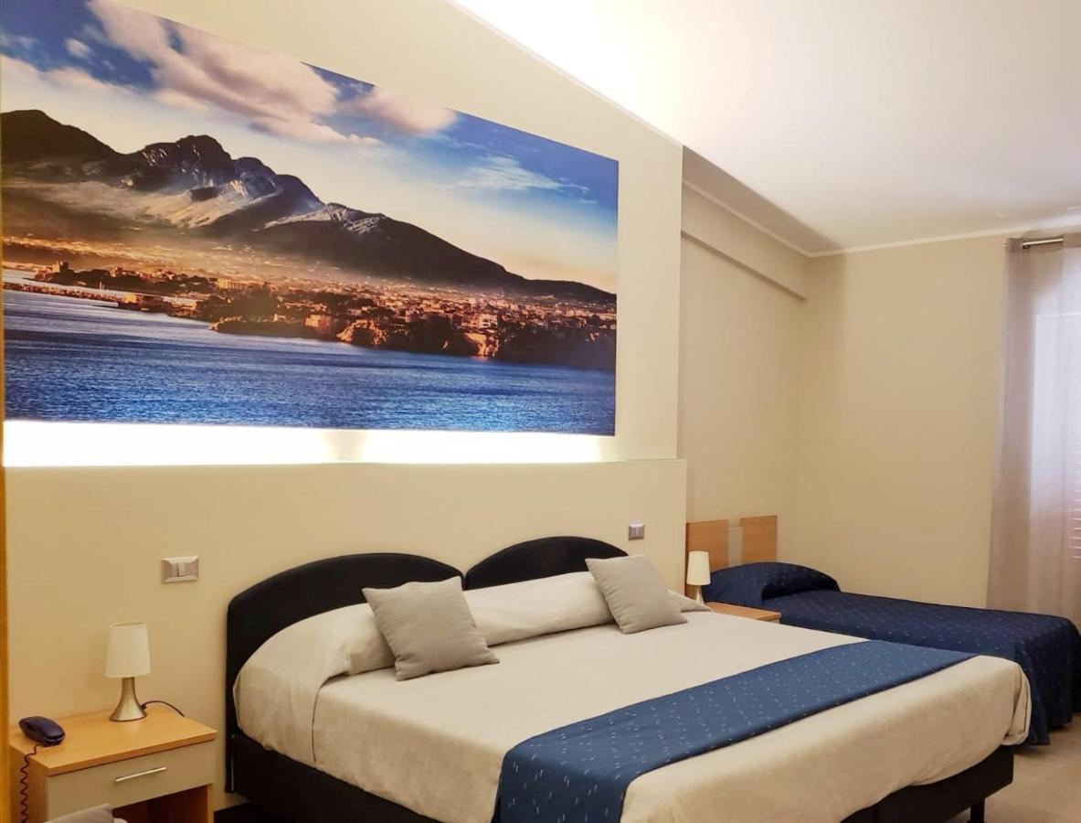 Il Gabbiano Hotel Termini Imerese Eksteriør billede