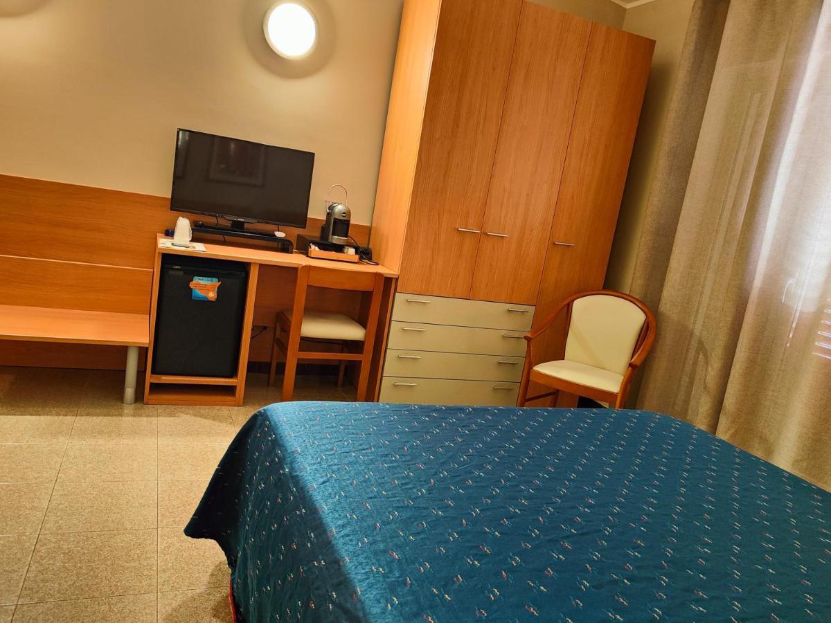 Il Gabbiano Hotel Termini Imerese Eksteriør billede